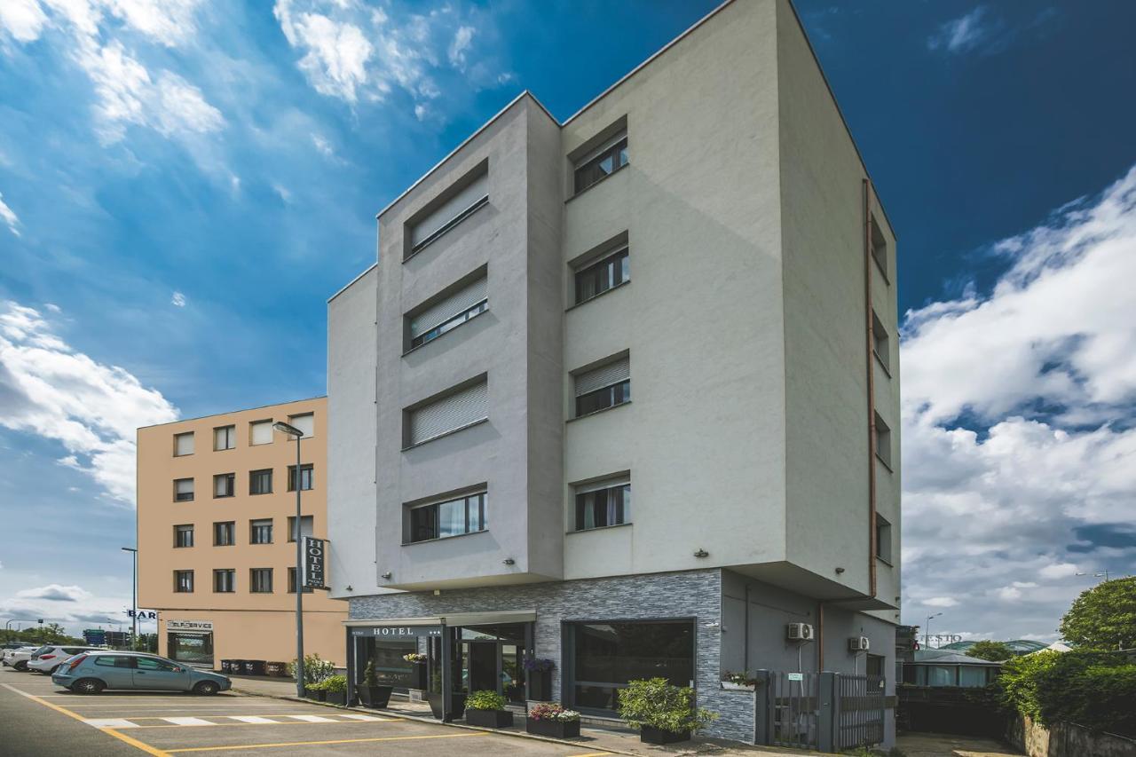 Piccolo Hotel Allamano Grugliasco Exteriér fotografie